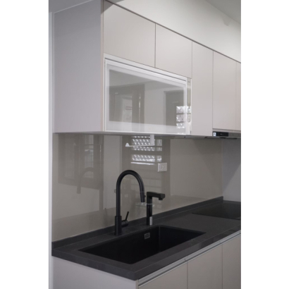 翻新後廚房流理台